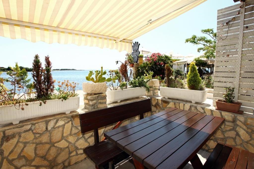 Sea View 2 Apartment *